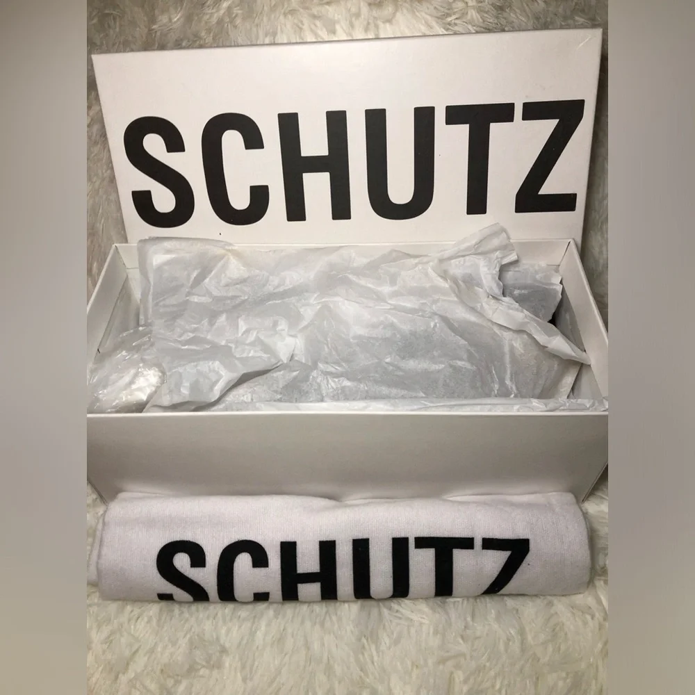 SCHUTZ Animal Print Women's Flats NWT NWB size 7.5